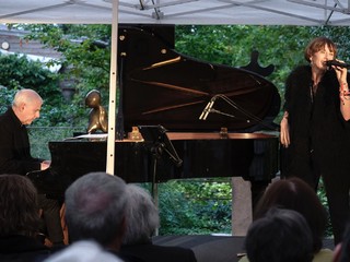 Catharina Arp – Ein magischer Abend in der Fondation ARP in Clamart