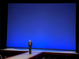 Catharina Arp – Weltpremiere des Films „John Neumeier – Ein Leben für den Tanz“ in der Hamburgischen Staatsoper: informativ und sehr bewegend!